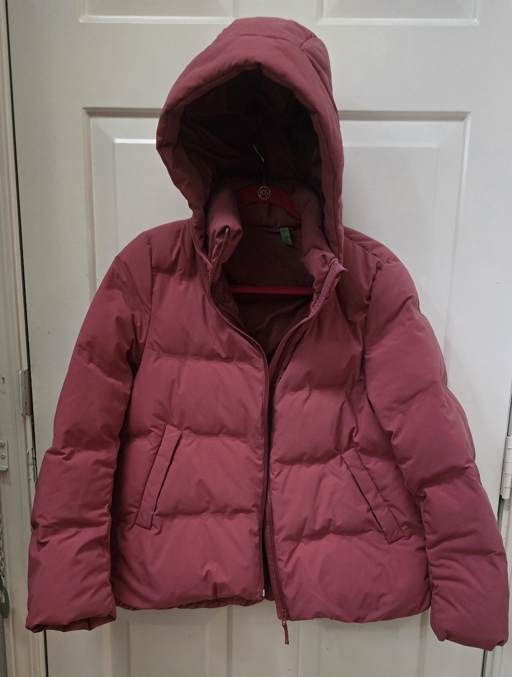 Uniqlo Women's Hooded Puffer Jacket - Raspberry Pink Size Small